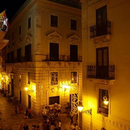 B&B Arco Dell'Orologio Trapani Exterior photo